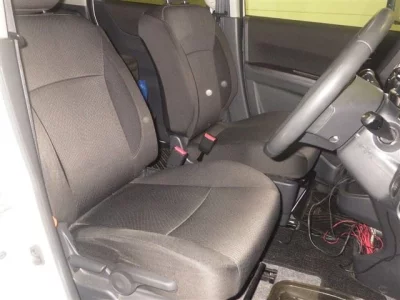 Mitsubishi DELICA D2