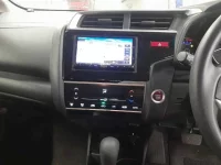 Honda FIT лот № 30098 оценка 3.5  с аукциона в Японии 8