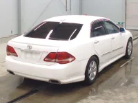 Toyota CROWN лот № 9044 оценка 3.5  с аукциона в Японии 1