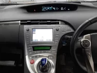 Toyota PRIUS PHV лот № 9042 оценка 2  с аукциона в Японии 8