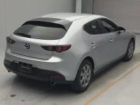 Mazda MAZDA3 лот № 2273 оценка 4  с аукциона в Японии 1