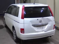 Toyota ISIS лот № 5132 оценка R  с аукциона в Японии 5