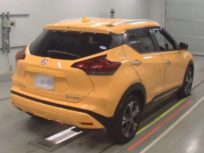 Nissan KICKS  с аукциона в Японии
