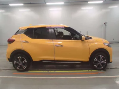 Nissan KICKS  с аукциона в Японии