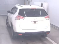 Nissan X-TRAIL лот № 5 оценка 3.5  с аукциона в Японии 1