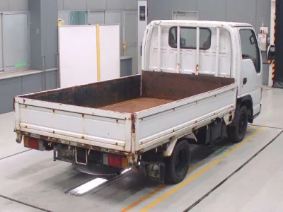 Isuzu ELF  с аукциона в Японии