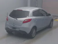 Mazda DEMIO лот № 30009 оценка RA  с аукциона в Японии 1