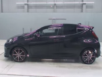 Toyota AQUA лот № 30192 оценка R  с аукциона в Японии 3