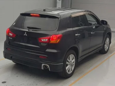 Mitsubishi RVR