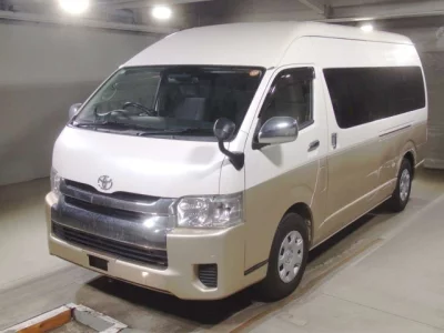 Toyota HIACE  с аукциона в Японии