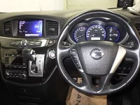 Nissan ELGRAND лот № 14 оценка 4  с аукциона в Японии 2