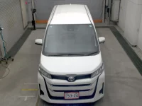 Toyota NOAH лот № 6015 оценка 3.5  с аукциона в Японии 5