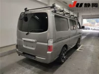 Nissan CARAVAN VAN лот № 3001 оценка 3.5  с аукциона в Японии 3