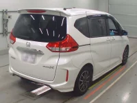 Honda FREED лот № 30129 оценка 4  с аукциона в Японии 1