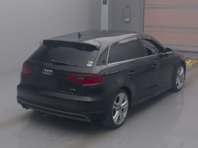 Audi A3  с аукциона в Японии