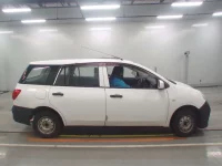 Nissan AD лот № 90180 оценка 3.5  с аукциона в Японии 2