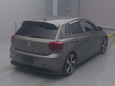 Volkswagen POLO  с аукциона в Японии