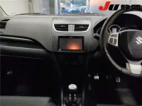 Suzuki SWIFT лот № 3007 оценка 3.5  с аукциона в Японии 6