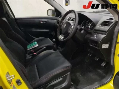 Suzuki SWIFT  с аукциона в Японии