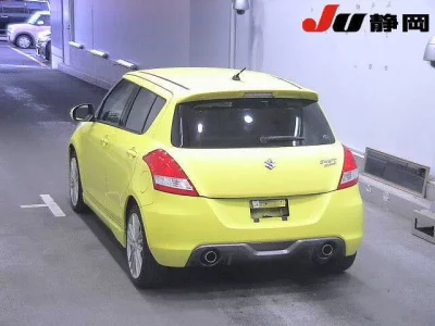 Suzuki SWIFT  с аукциона в Японии