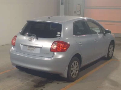 Toyota AURIS  с аукциона в Японии