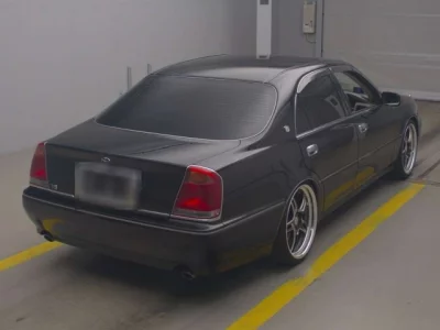 Toyota CROWN  с аукциона в Японии