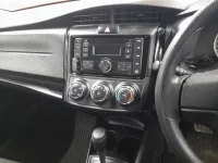 Toyota COROLLA AXIO лот № 30140 оценка R  с аукциона в Японии 8