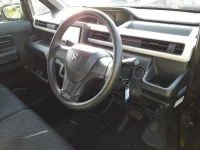 Suzuki WAGON R лот № 30212 оценка 3  с аукциона в Японии 6