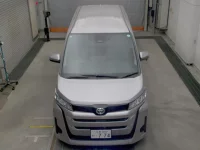 Toyota NOAH лот № 6030 оценка R  с аукциона в Японии 5