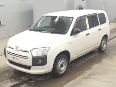 Toyota PROBOX  с аукциона в Японии