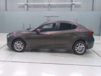 Mazda AXELA лот № 30216 оценка 3.5  с аукциона в Японии 3