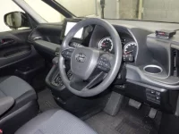 Toyota NOAH лот № 6034 оценка R  с аукциона в Японии 2