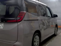 Toyota NOAH лот № 6034 оценка R  с аукциона в Японии 4