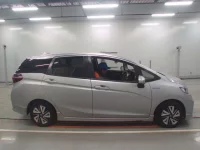 Honda SHUTTLE лот № 30151 оценка 4  с аукциона в Японии 2