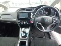 Honda SHUTTLE лот № 30151 оценка 4  с аукциона в Японии 8