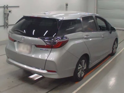 Honda SHUTTLE  с аукциона в Японии