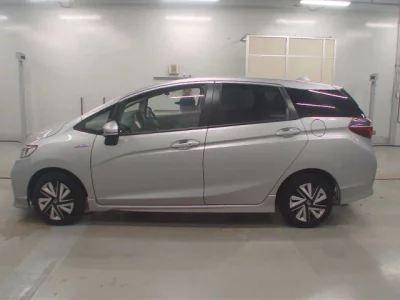 Honda SHUTTLE  с аукциона в Японии