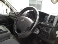 Toyota HIACE VAN лот № 30153 оценка 3.5  с аукциона в Японии 6
