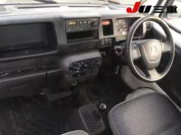 Honda ACTY TRUCK лот № 12 оценка X  с аукциона в Японии 7