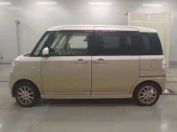 Daihatsu MOVE CANBUS лот № 123 оценка 3.5  с аукциона в Японии 3