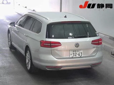 Volkswagen PASSAT VARIANT