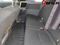 Toyota VOXY лот № 16 оценка 3.5  с аукциона в Японии 5