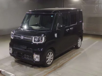 Toyota PIXIS MEGA