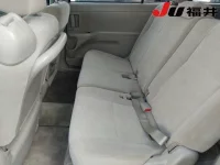 Toyota ISIS лот № 19 оценка 3.5  с аукциона в Японии 4