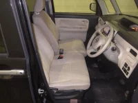 Daihatsu MOVE CANBUS лот № 4050 оценка 3.5  с аукциона в Японии 3