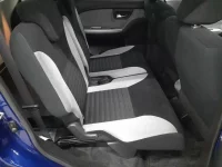 Daihatsu Cast лот № 3027 оценка 4  с аукциона в Японии 9