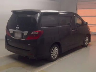 Toyota ALPHARD  с аукциона в Японии