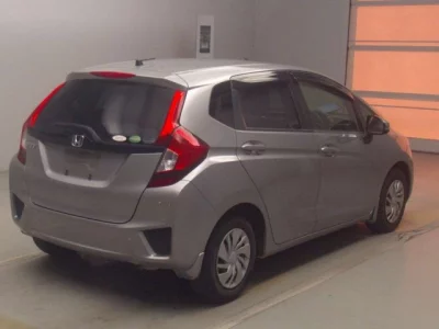 Honda FIT  с аукциона в Японии
