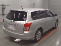 Toyota COROLLA FIELDER лот № 30172 оценка 3  с аукциона в Японии 1