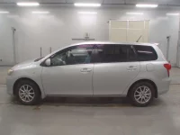 Toyota COROLLA FIELDER лот № 30172 оценка 3  с аукциона в Японии 3